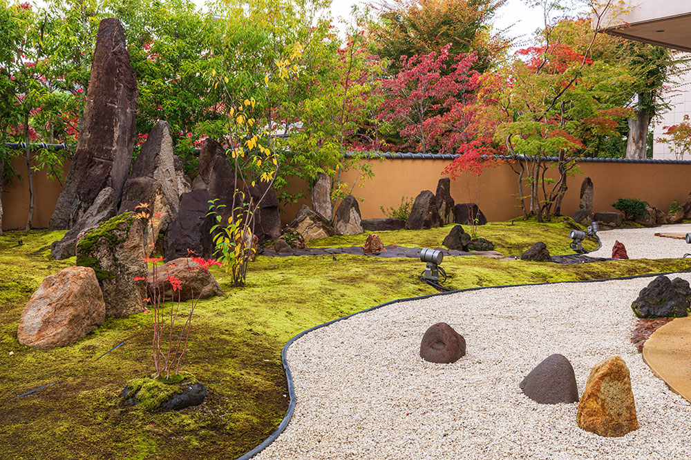 犀北館ホテル庭園　初夢枕札