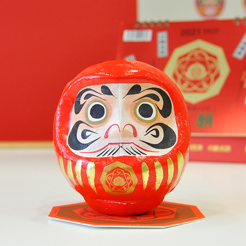 万願だるま（9cm：台座つき）｜株式会社トーダン