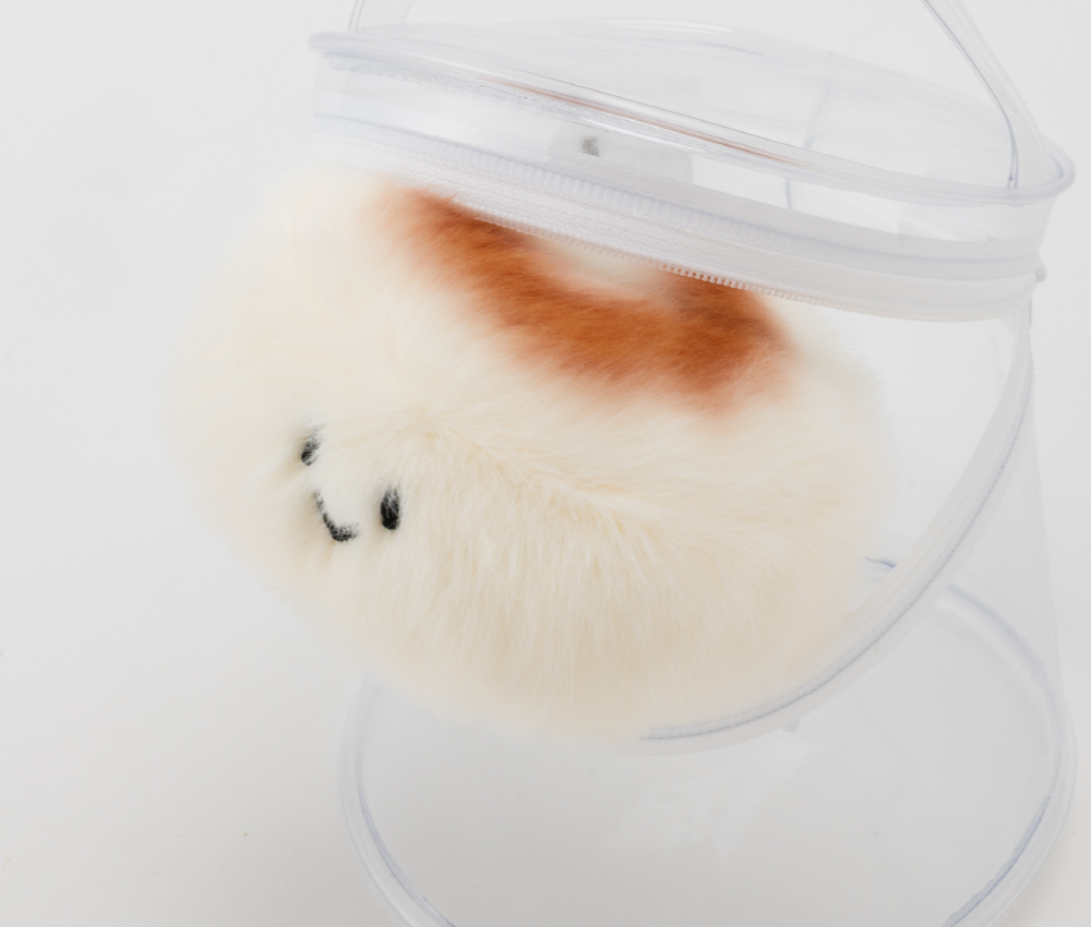 おやきちゃん 白くてかわいいふわふわのぬいぐるみ
