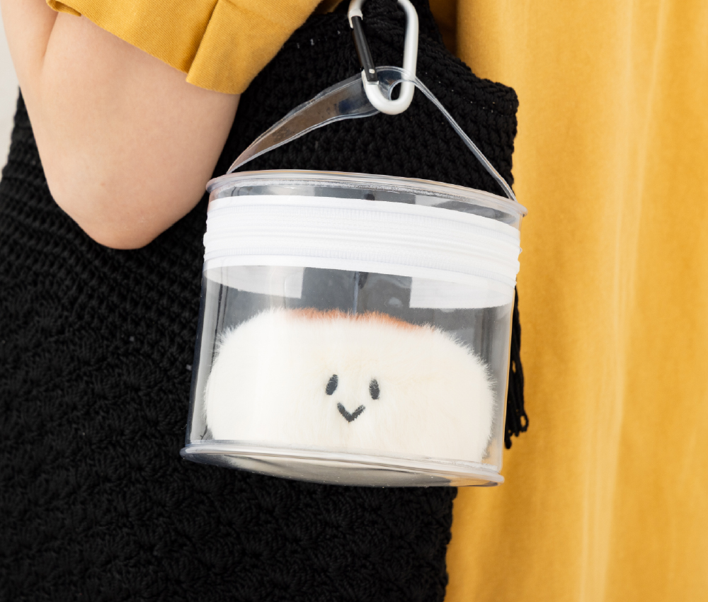 おやきちゃん 白くてかわいいふわふわのぬいぐるみ